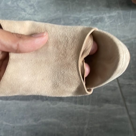 Suede Platform Sandals. - Picture 6 of 8